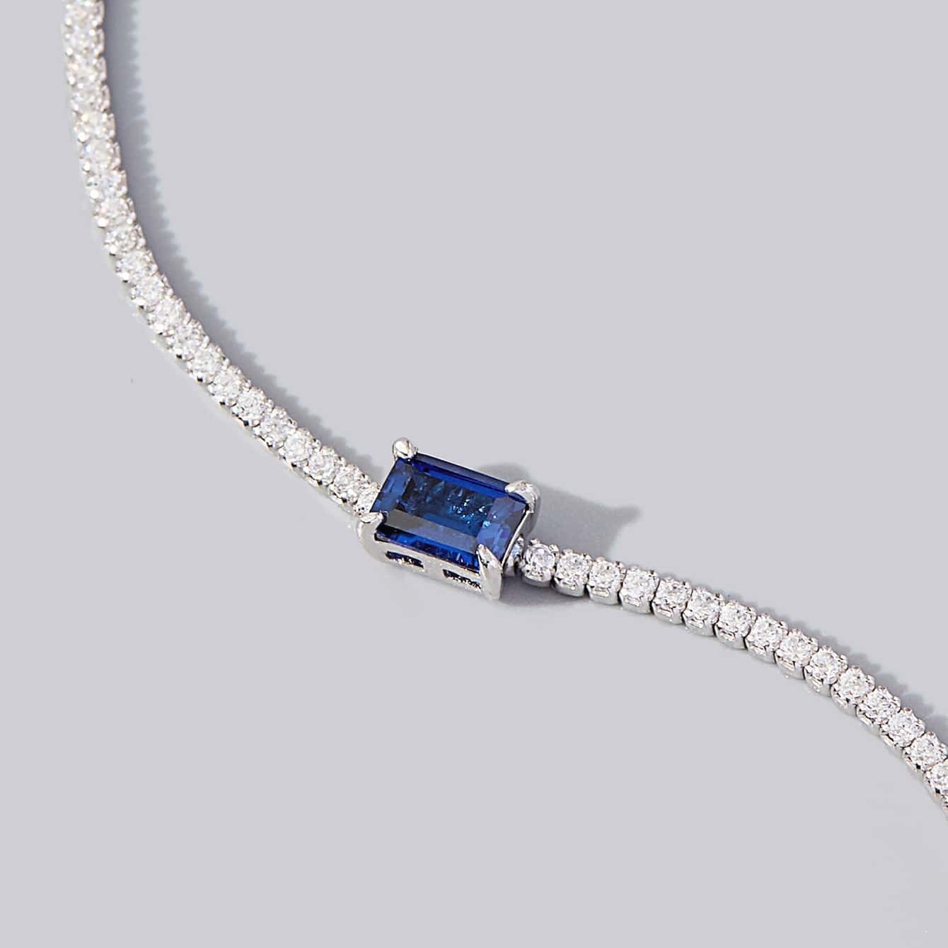 925银培育蓝宝手链